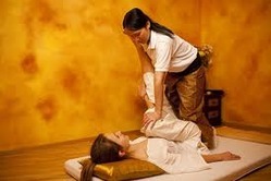 Corso massaggio thailandese Udine