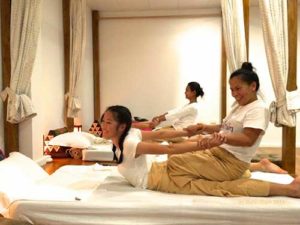 Corso massaggio thailandese Napoli
